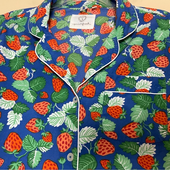 Printfresh Strawberry Fields Pajama Top 2X Button Front Short Sleeve - Picture 5 of 10